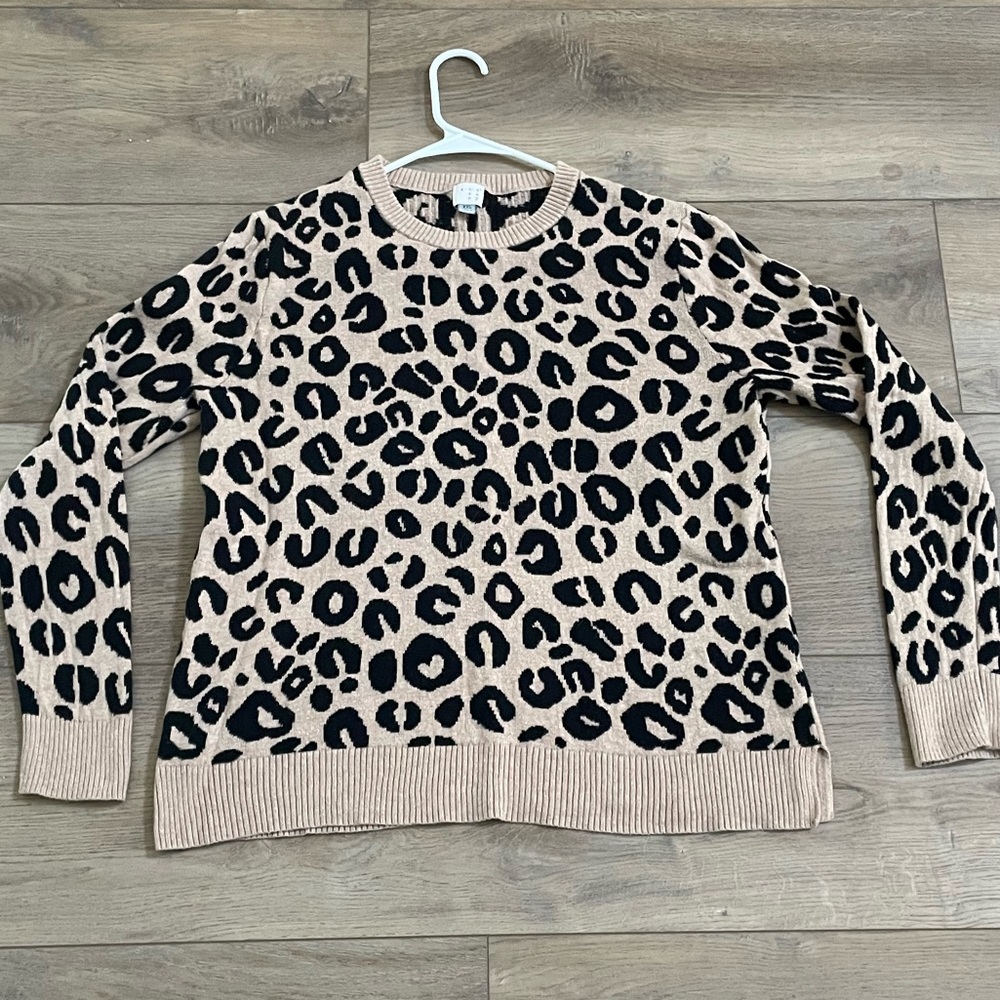 Leopard sweater